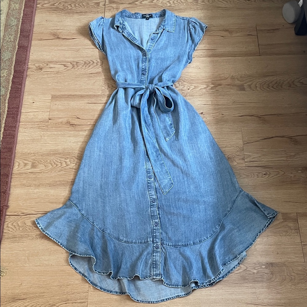 Light denim Midi Dress with Tie Waist